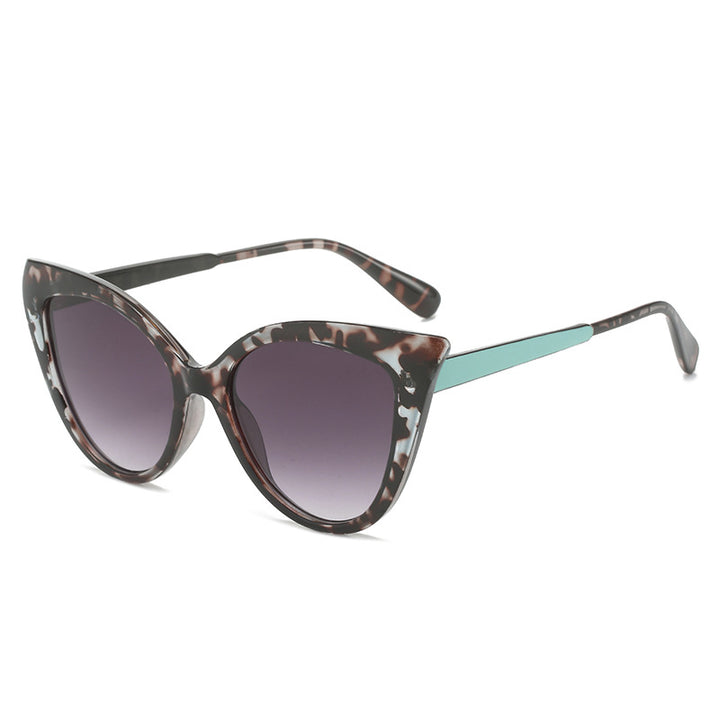 Dame cat-eye solbriller med stilfull ramme og UV-beskyttelse Skanto