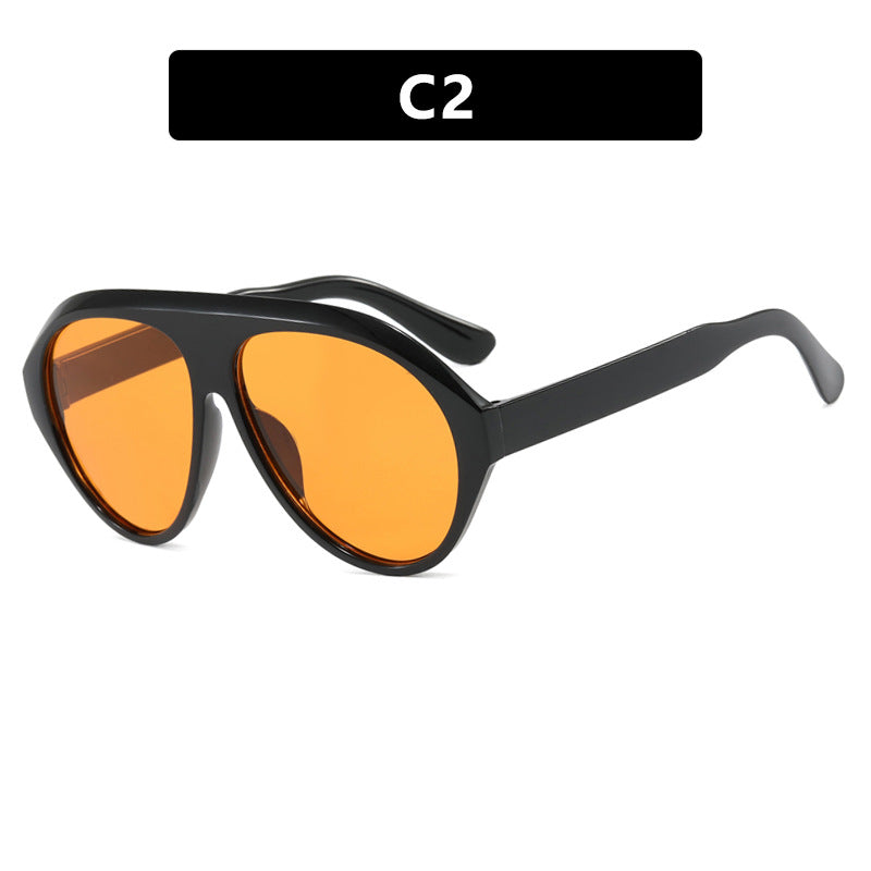 Women's oversized sunglasses with stylish design and protective UV filter Skanto