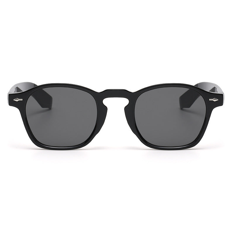 Dame rebellisk retro-inspirert solbrille Skanto