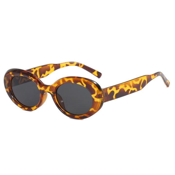 Damer oversized solbrille i moderne design Skanto