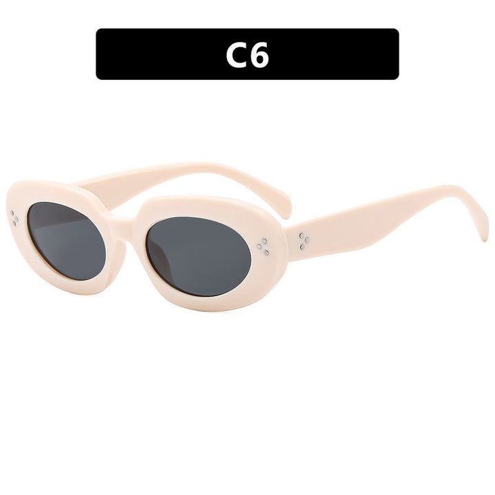 Women's Fashionable Sunglasses with Unique Oval Frame and Protective Lenses Skanto