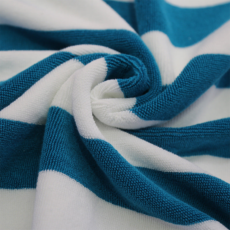 Strandhåndkle i elegant stripe mønster Skanto