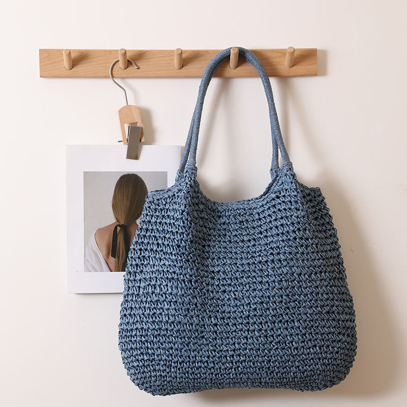 Handmade raffia tote bag with sturdy handles Skanto