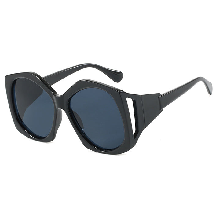 Women's oversized sunglasses with futuristic design Skanto