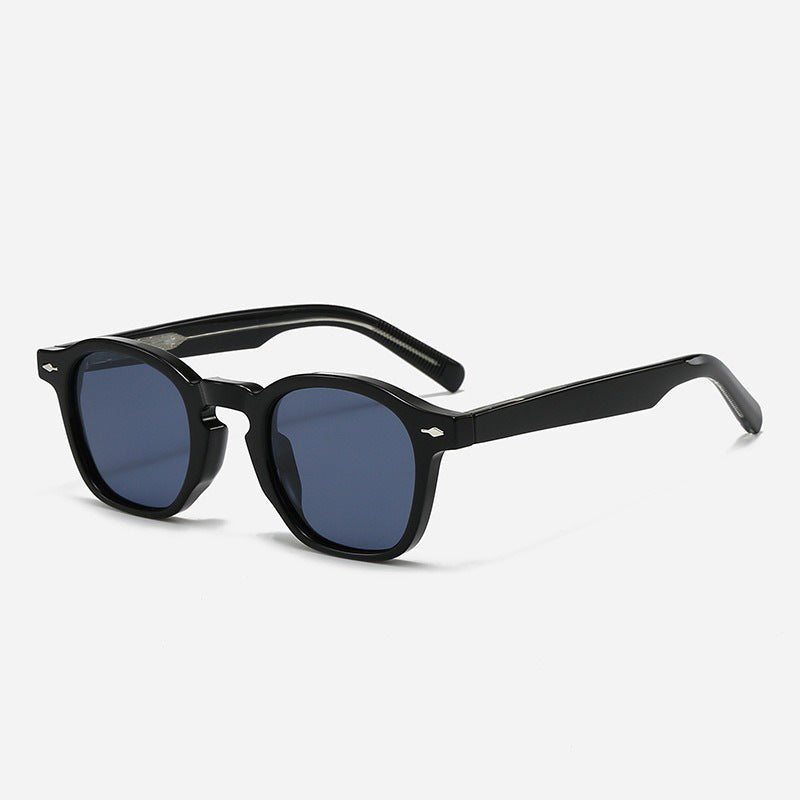 Dame designer solbrille med høykvalitets acetatrahm og UV-beskyttelse Skanto