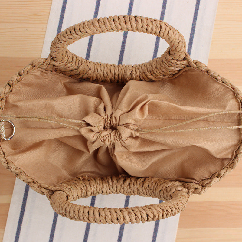 Handmade macrame handbag with round handle Skanto