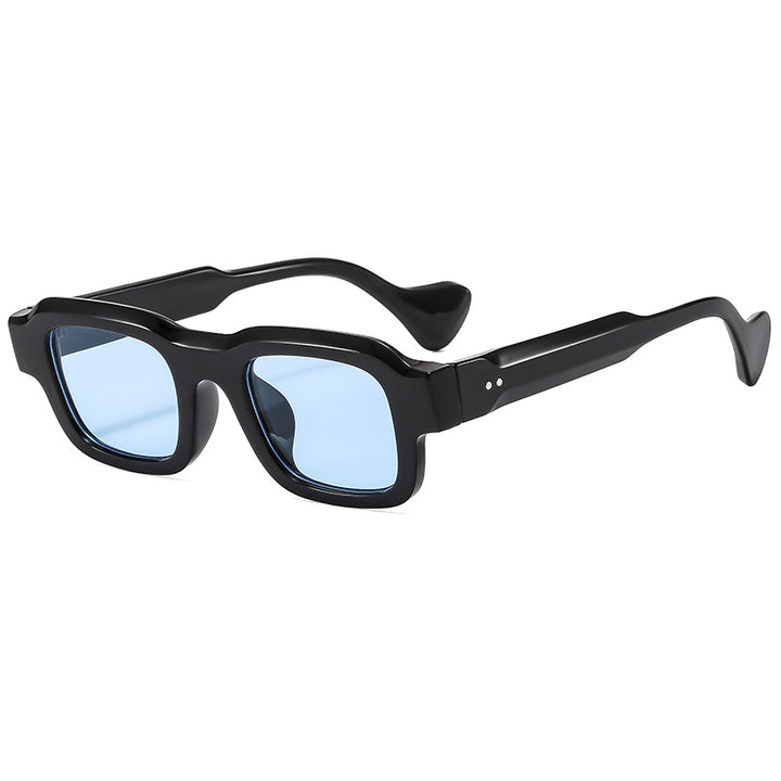 Dame trendy firkantet solbrille med ergonomisk design Skanto