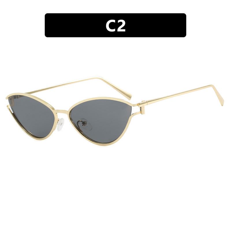 Dame Cat-Eye solbriller i elegant gullramme Skanto