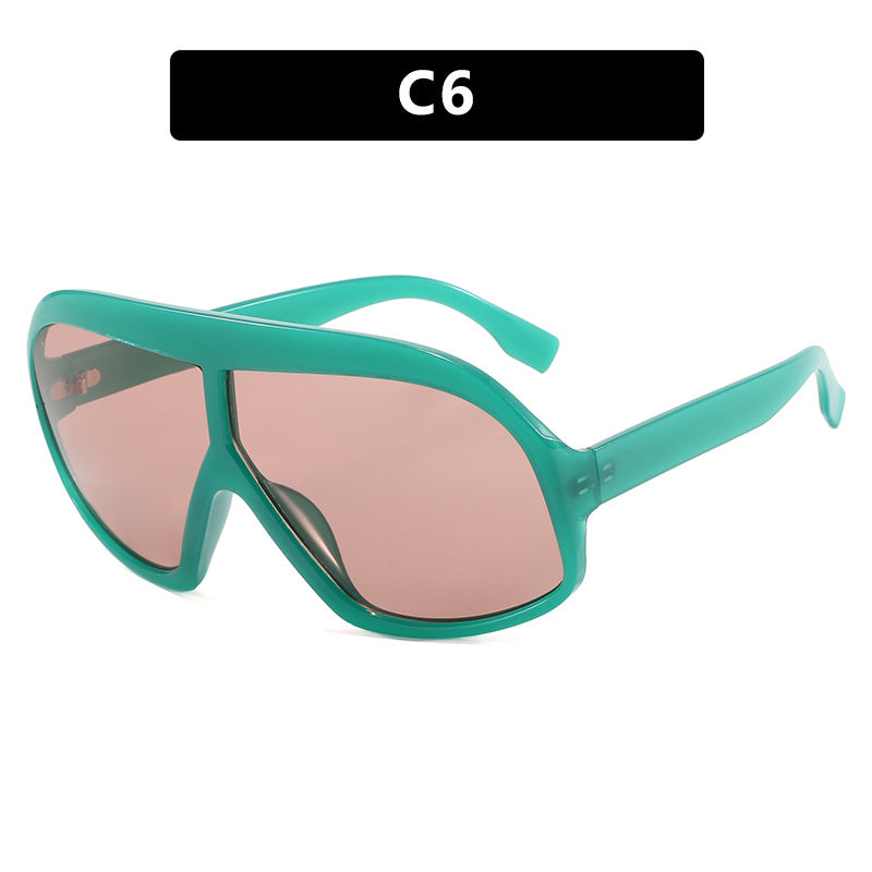 Women's fashionable sports sunglasses in futuristic design Skanto
