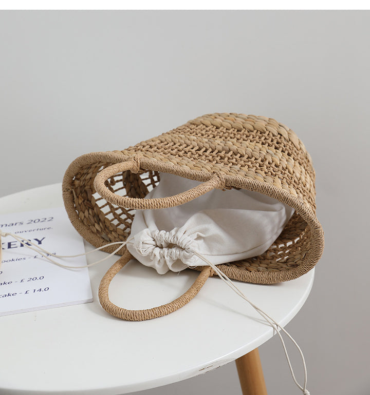 Handmade rattan bag with a removable insert Skanto