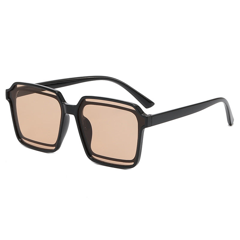 Dame elegant firkantet solbrille med robust ramme Skanto