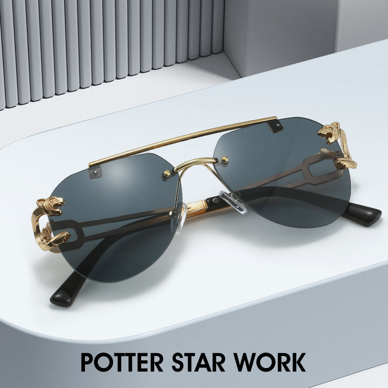 Dame designer solbriller med elegant metallramme og polariserte linser Skanto