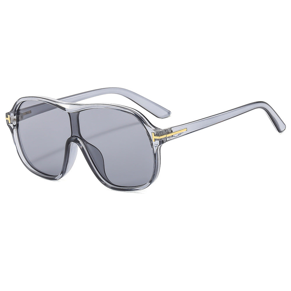 Women's fashionable oversized sunglasses with innovative design Skanto