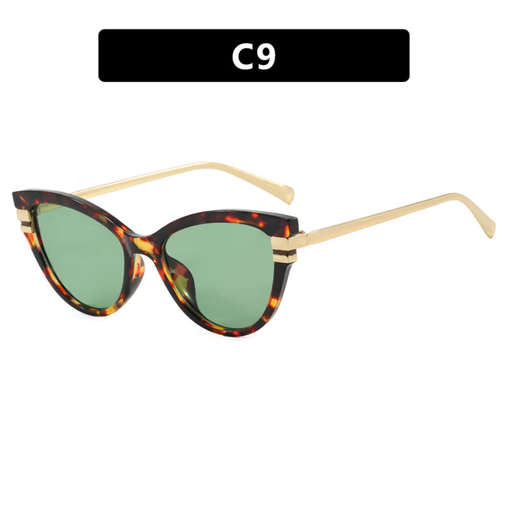 Women's Cat-Eye Sunglasses with Elegant Plastic Frame and Gold Accents Skanto