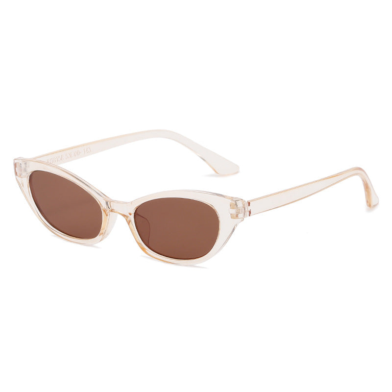 Dame cat-eye solbriller med moderne design og UV-beskyttelse Skanto