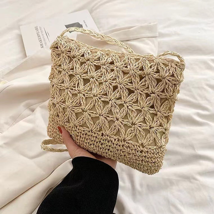 Crocheted shoulder bag made of natural material Skanto