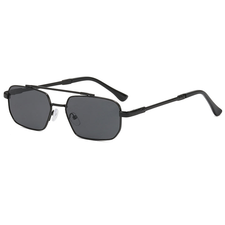 Dame moteriktig geometrisk brille med lett metallramme Skanto