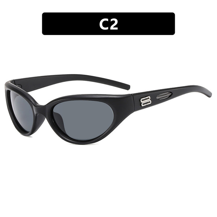 Women's extravagant sunglasses with curved design Skanto