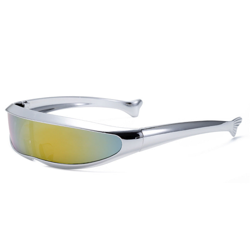 Dame Futuristisk Designer-solbrille med stilig gullramme Skanto