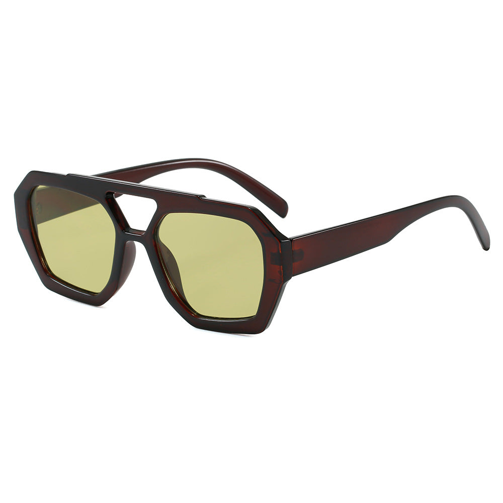 Dame geometrisk solbrille i ekstravagant design Skanto