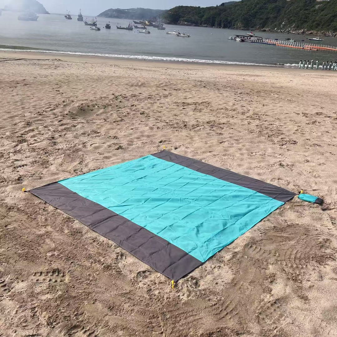 Beach Blanket Skanto