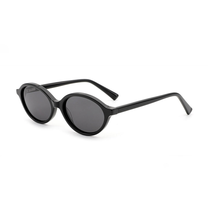 Dame solbrille i elegant, strukturert design med polarisert glass Skanto