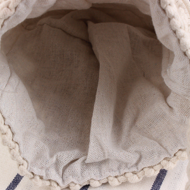 Hand-knotted shoulder bag Skanto