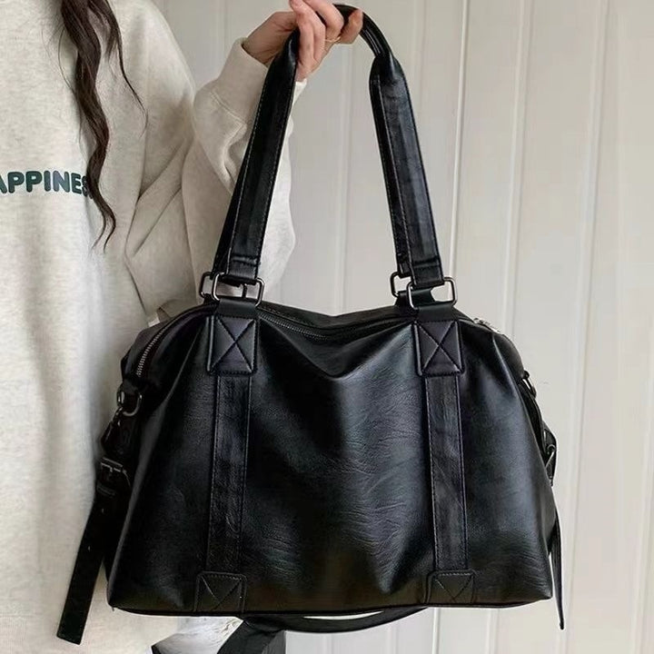 Mangfoldig crossbody-veske Skanto