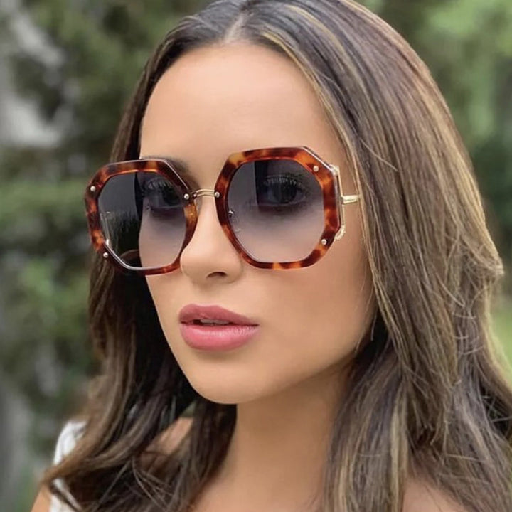 Women's stylish octagonal sunglasses with UV protection and elegant frame Skanto