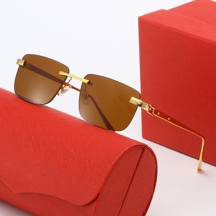 Dame moteriktig halvrandsbrille med elegant metallramme Skanto