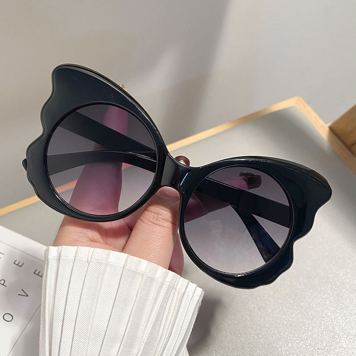 Dame Cat-Eye solbriller med unik rammeform og UV-beskyttelse Skanto