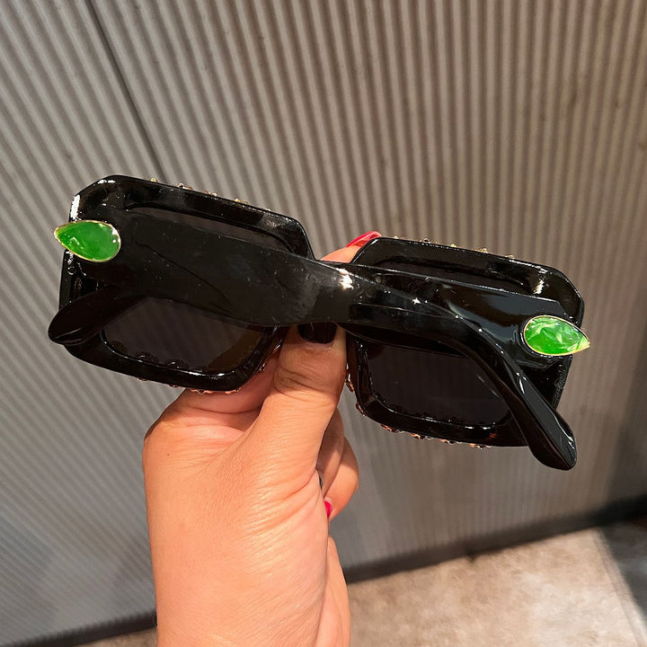 Dame solbrille med glitrende krystallramme Skanto