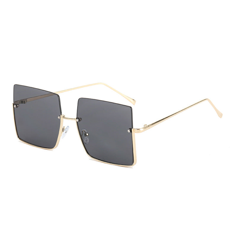 Damer Modisk solbrille i markant kvadratdesign Skanto