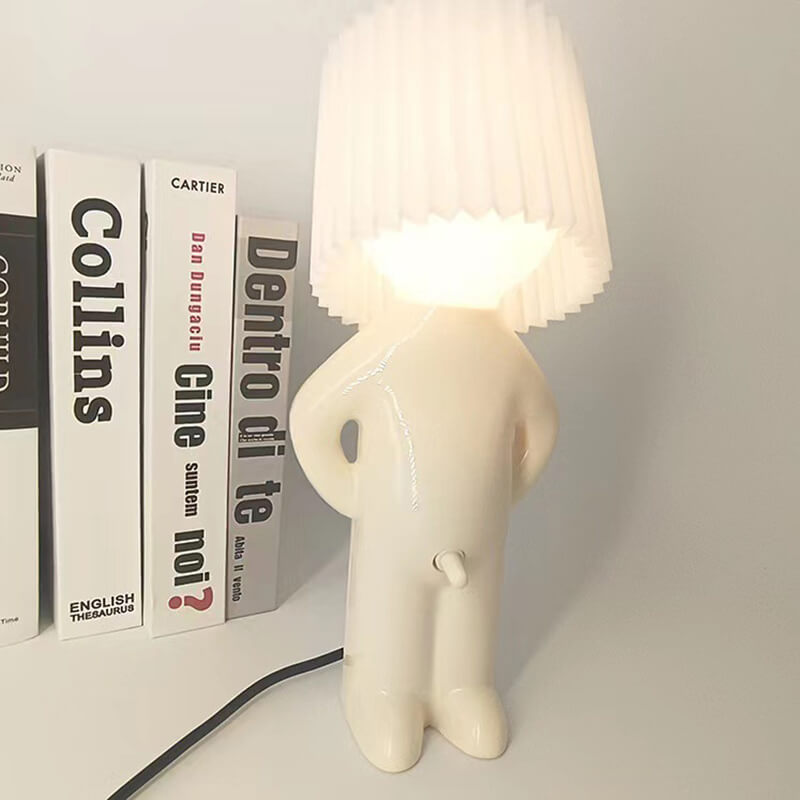 Skanto | Mindre Uregjerlig Guttebordlampe