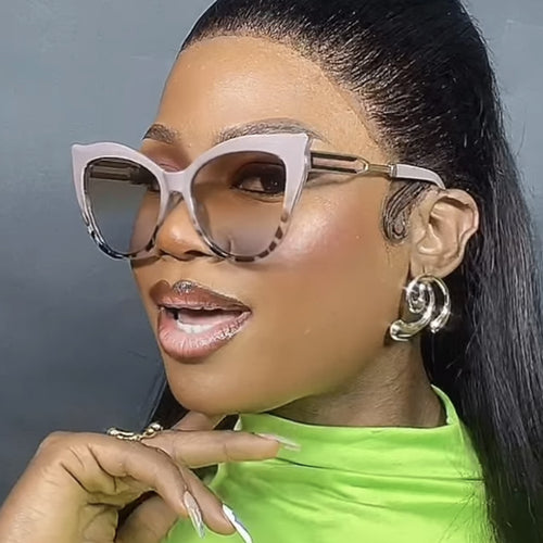 Women's cat-eye glasses with elegant metal frame Skanto