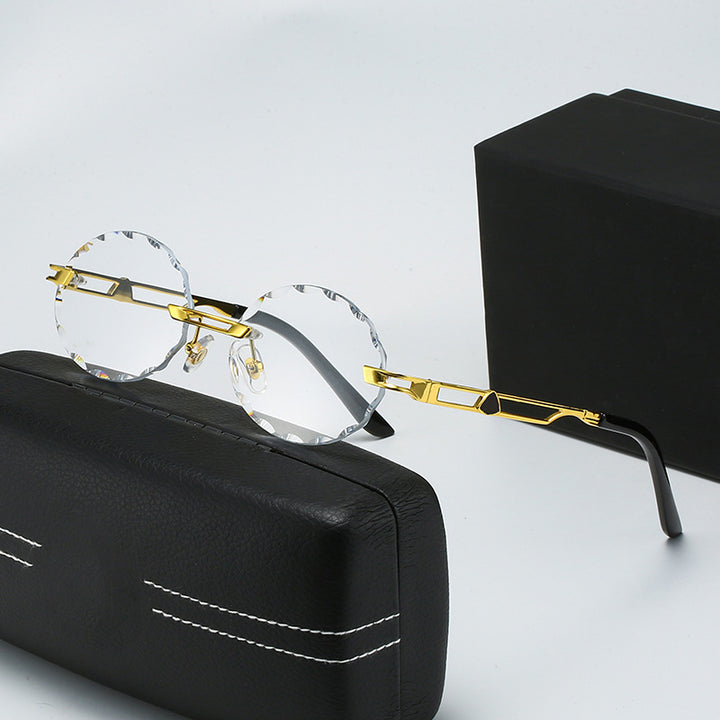 Dame rund solbrille med unikt bølgedesign og høykvalitets metallramme Skanto