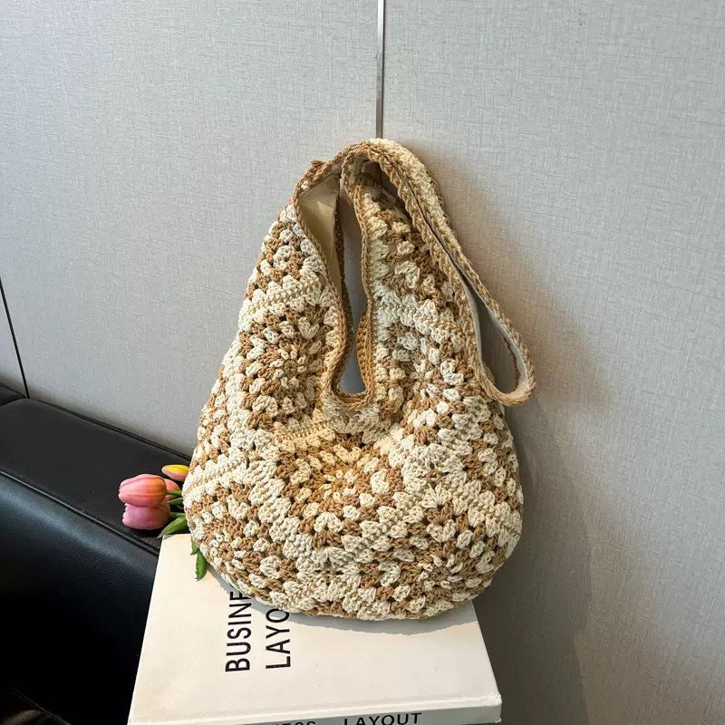 Håndknyttet skulderveske med florale motiver Skanto