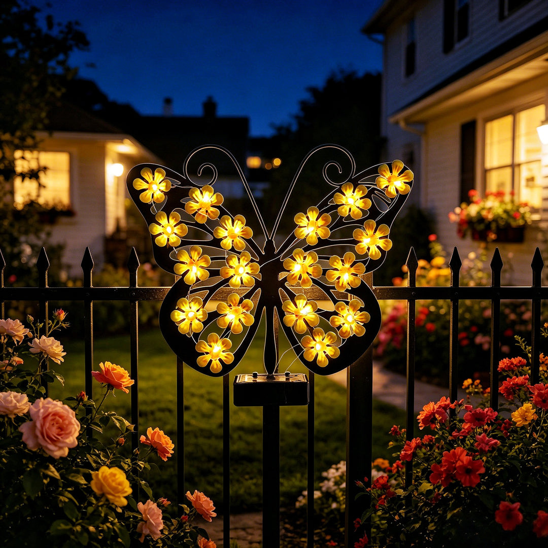 Dekorativ LED Sommerfugl Vegglampe Med Blomster Mikroleder Accenter Og Batteridrevet Kontroll Skanto