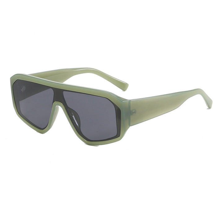 Women's oversized sunglasses in modern design with wide frame Skanto