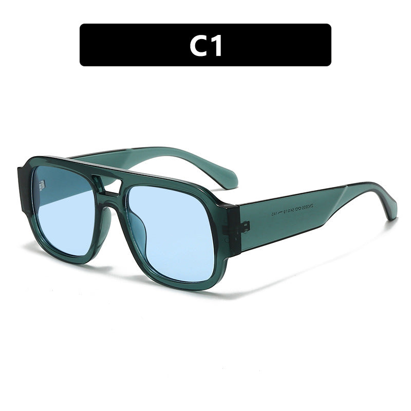 Women's modern sunglasses in elegant rectangular design Skanto