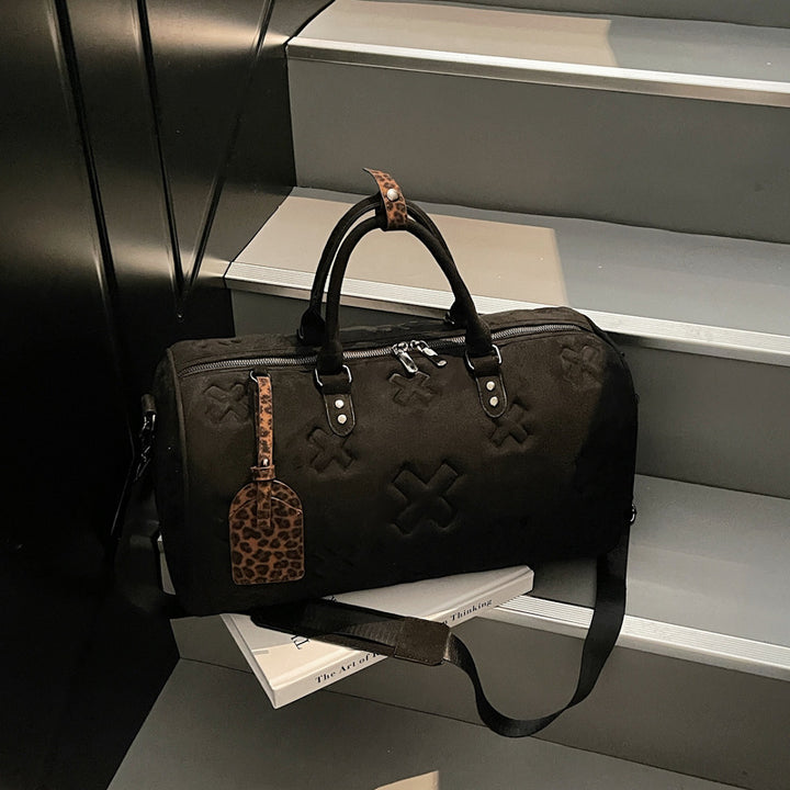 Sporty reiseveske med trendy design og praktiske rom Skanto