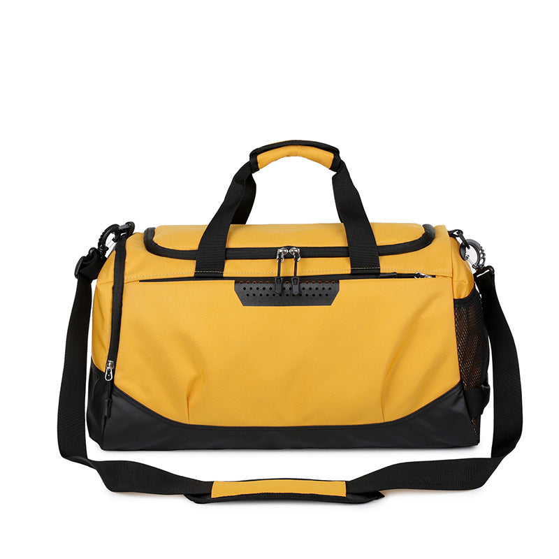 Sporty duffel bag with innovative compartment layout Skanto