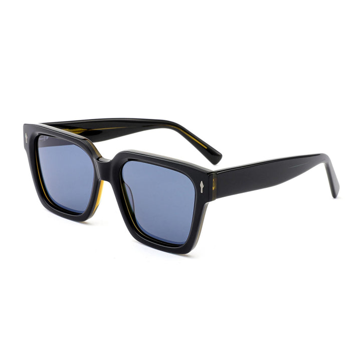 Dame moteriktig solbrille med robust ramme og UV-beskyttelse Skanto