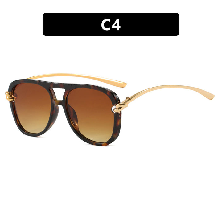 Women's sports sunglasses with wide plastic frame and UV protection Skanto
