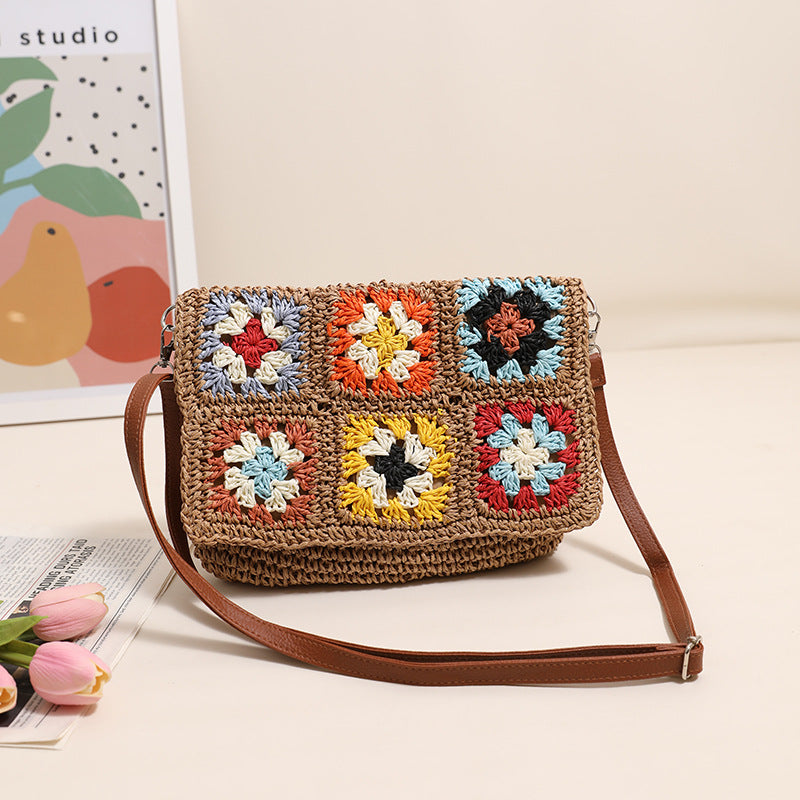 Modern shoulder bag with colorful crochet pattern Skanto