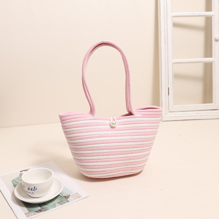Trendy handbag with stylish stripes Skanto