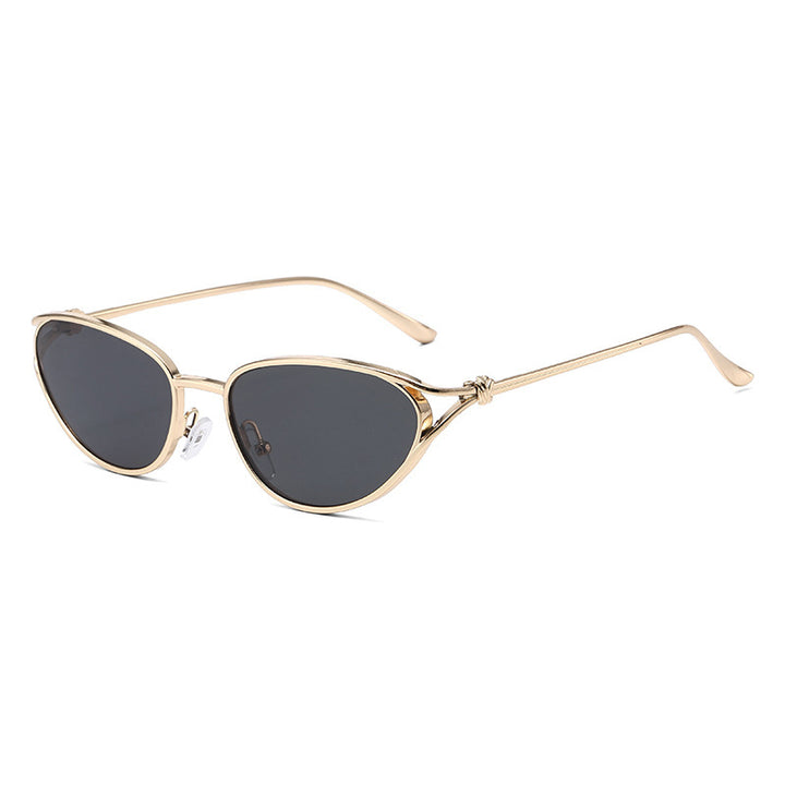 Dame Cat-Eye solbriller med elegant gullramme og polarisert glass Skanto