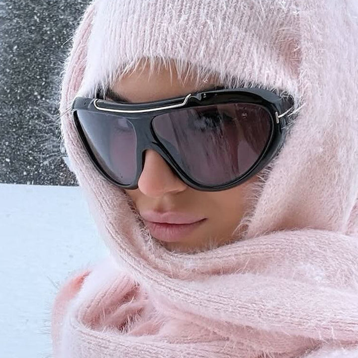 Women's Oversized Sunglasses in Modern Transparent Design Skanto