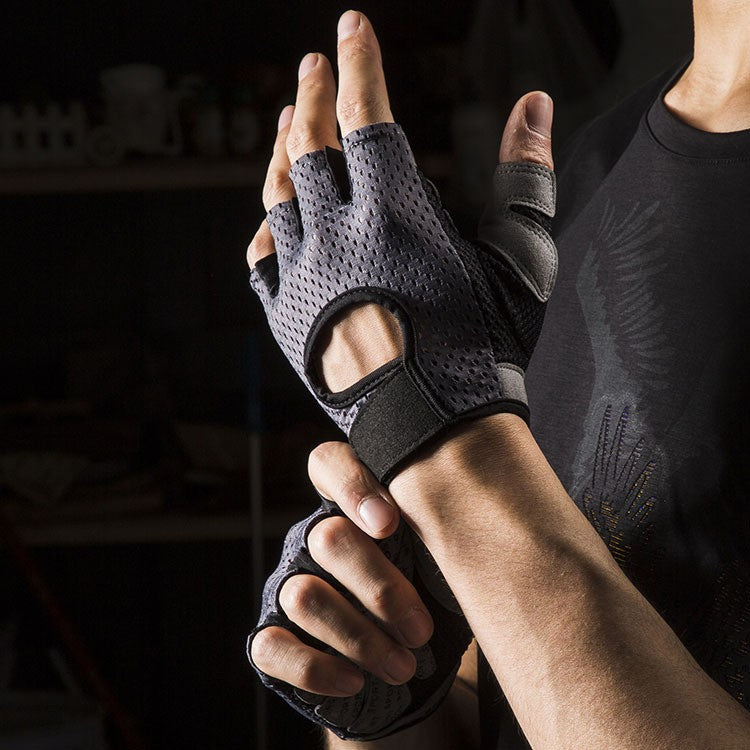 Women's Training Gloves with Mesh Material Skanto