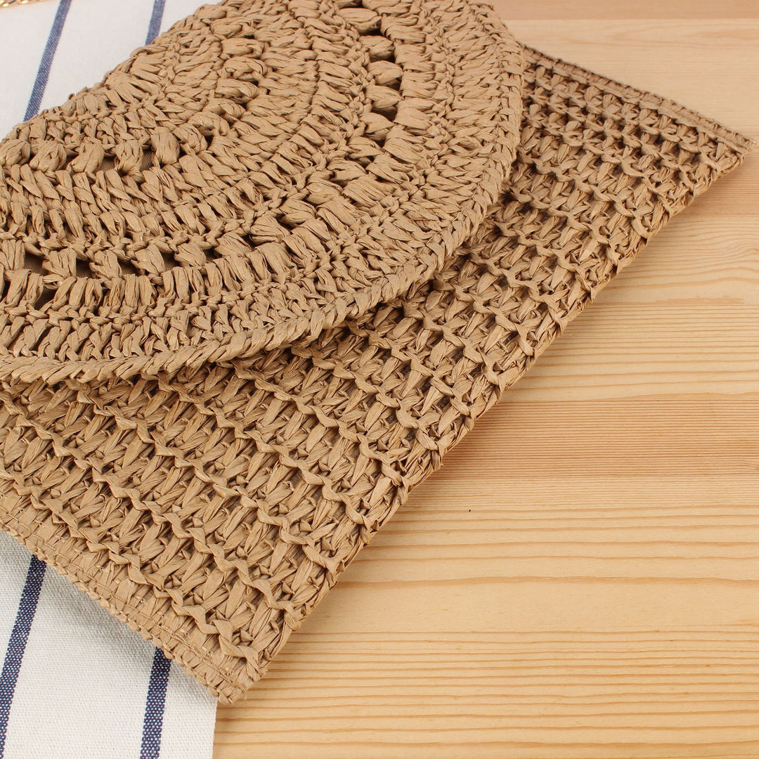 Woven Raffia Handbag with Elegant Chain Detail Skanto